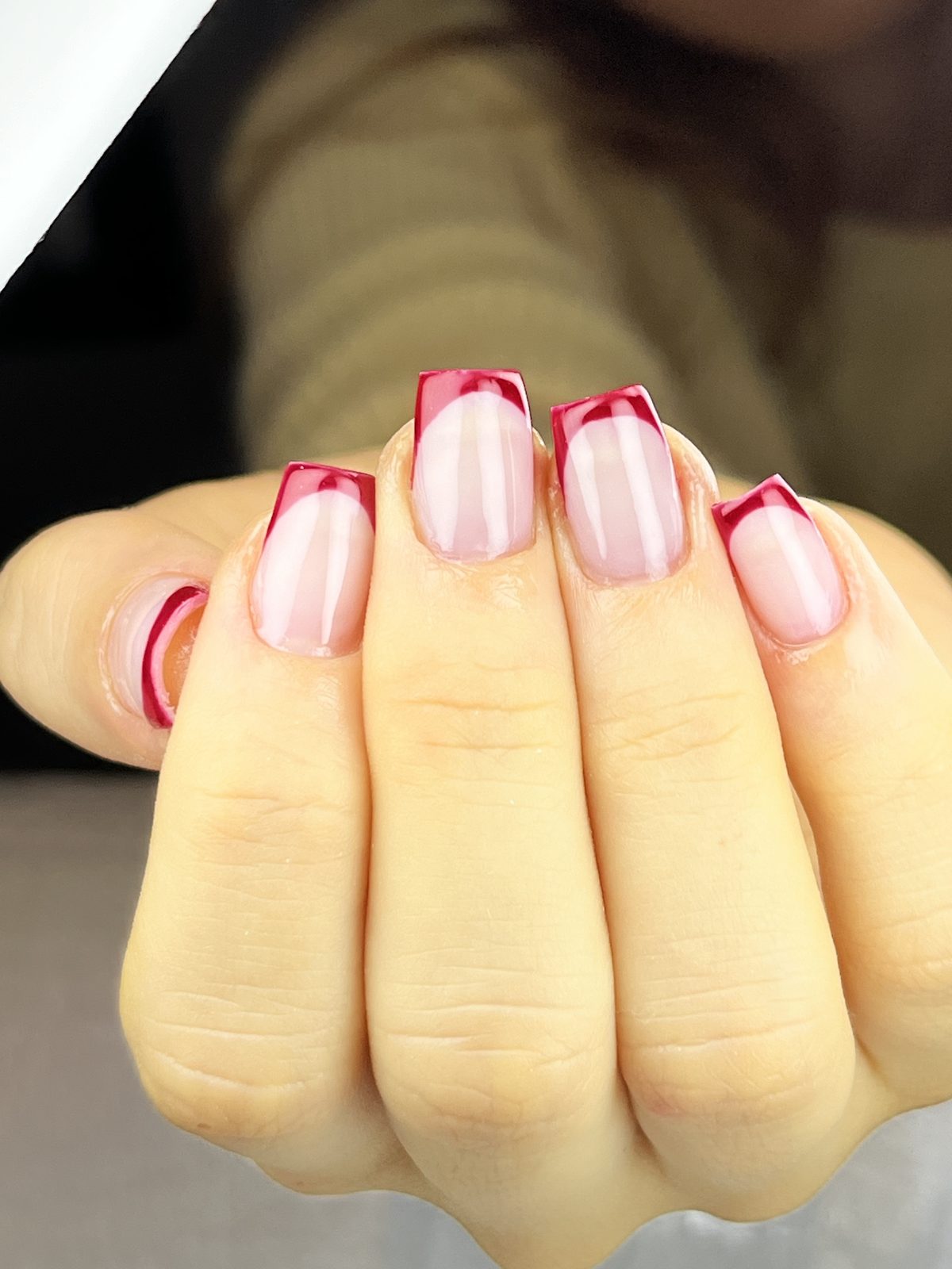 Acabamento de unhas feito no Analu Espaço de Beleza