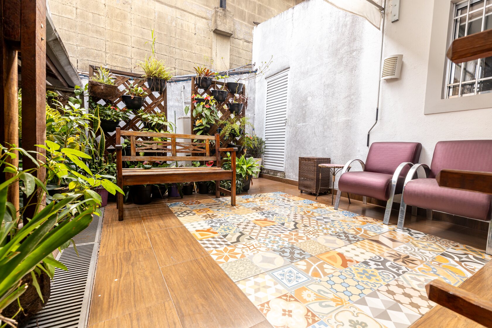 Espera com plantas — Analu Espaço de Beleza